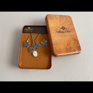 PATRICIA NASH Butterfly Necklace & Earrings Gift Set with Gift Tin NEW with Tag